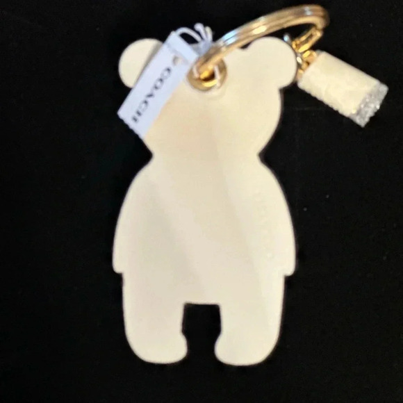 NWT Coach CF156 Bear Charm for Handbags Smooth Leather Creamy White - Picture 5 of 8